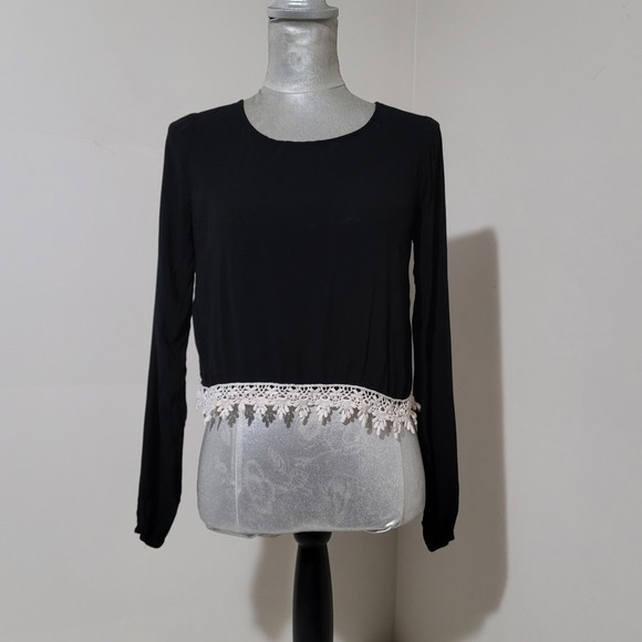 Forever 21 Long sleeve boho crop top crochet lace trim black & white S - Picture 2 of 10